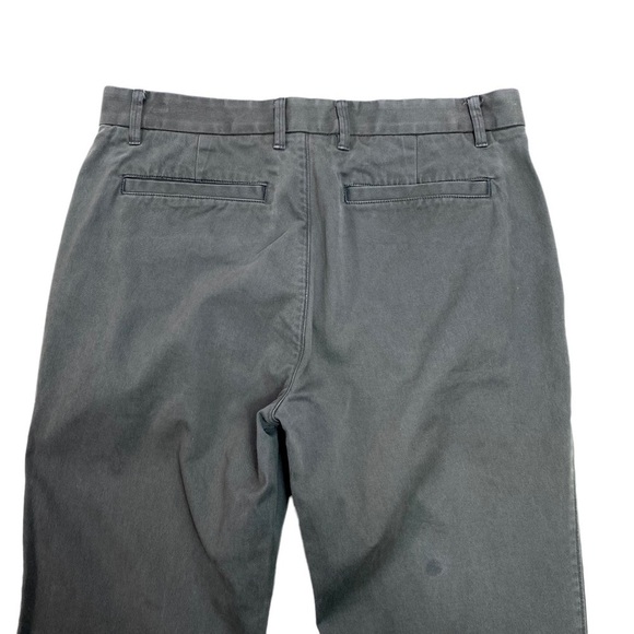 EVERLANE Slim Fit Chino Pants in Gray - Picture 5 of 8